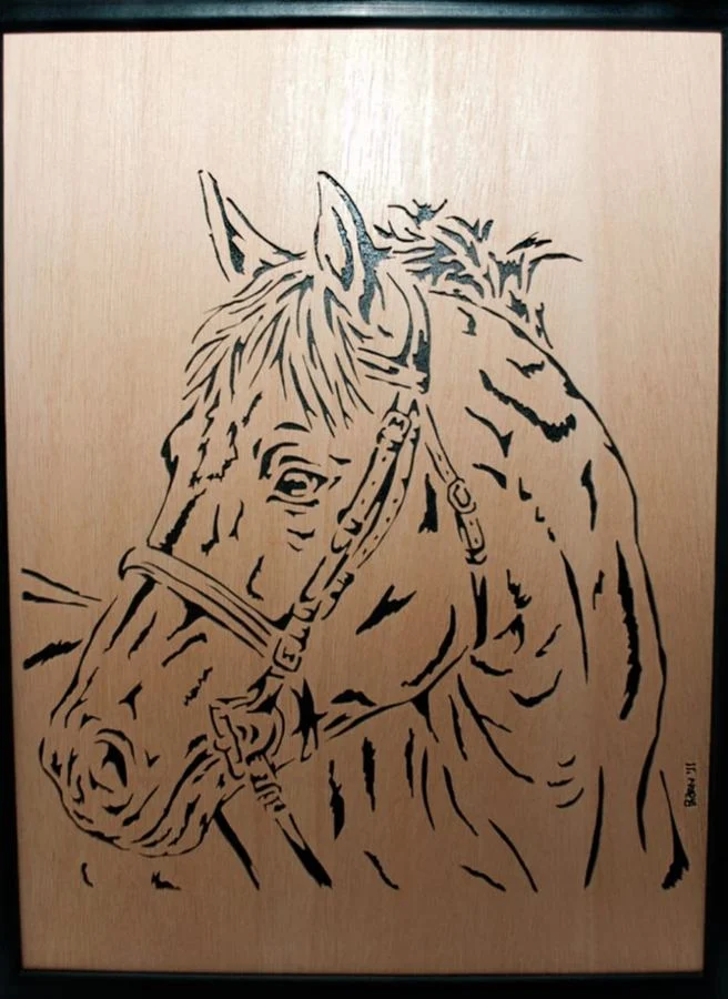 Bridled horse panel hand-cut in pale wood